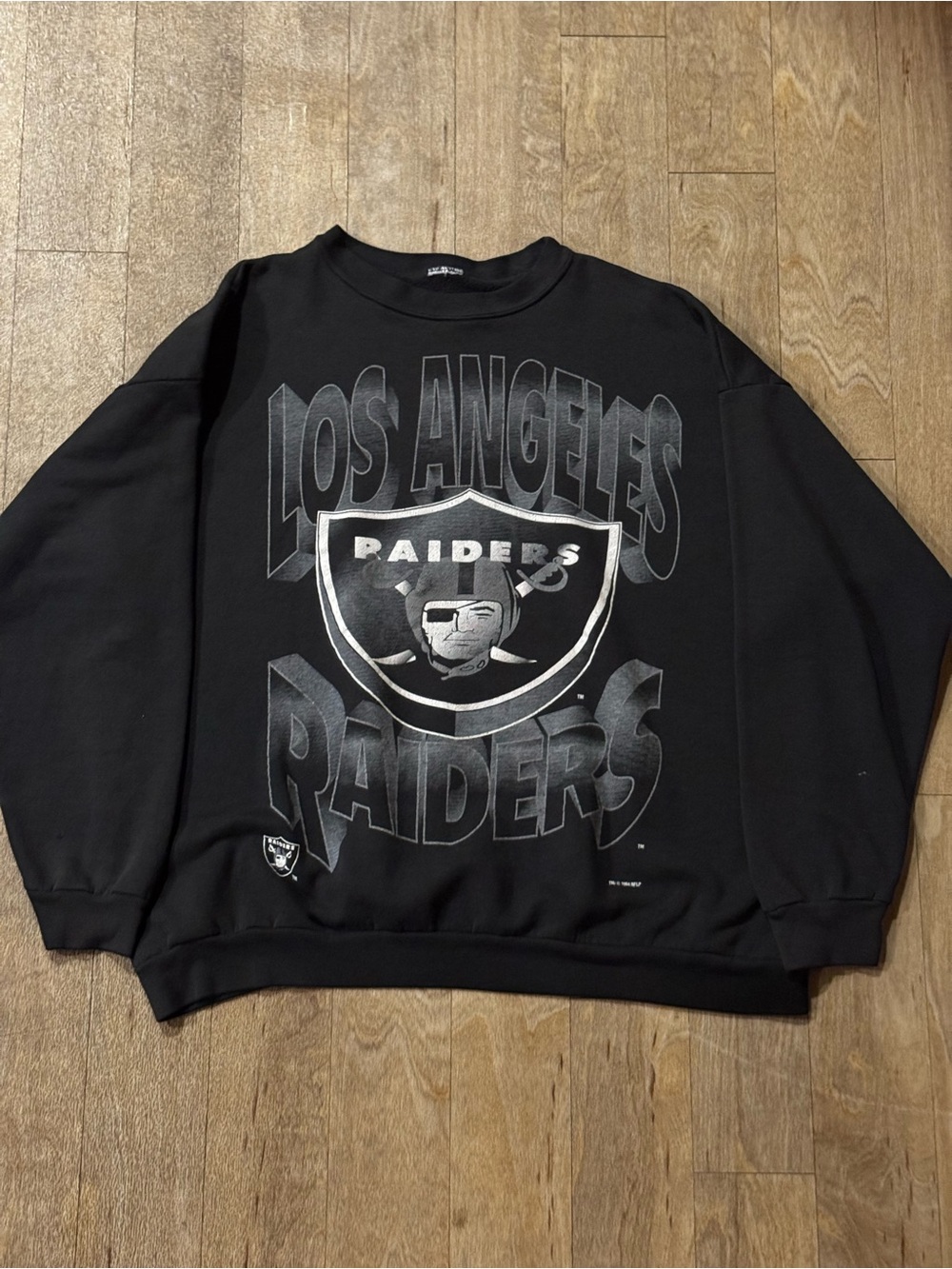 Vintage 90s NFL Los Angeles Raiders Black Crewneck Sweatshirt Graphic Size XL